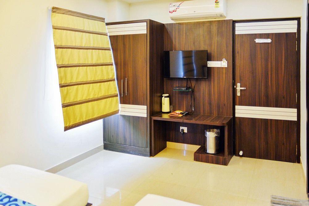 Hotel Janki International By Keymagics Varanasi Ngoại thất bức ảnh