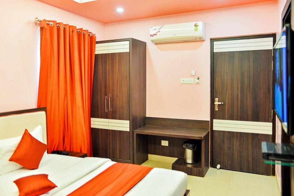 Hotel Janki International By Keymagics Varanasi Ngoại thất bức ảnh
