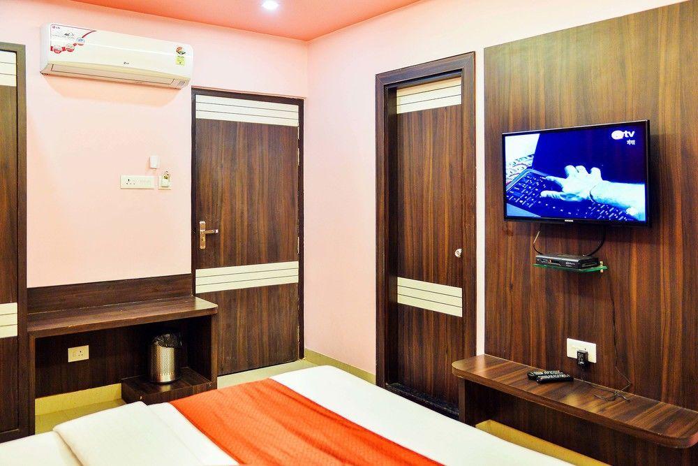 Hotel Janki International By Keymagics Varanasi Ngoại thất bức ảnh