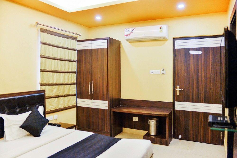 Hotel Janki International By Keymagics Varanasi Ngoại thất bức ảnh