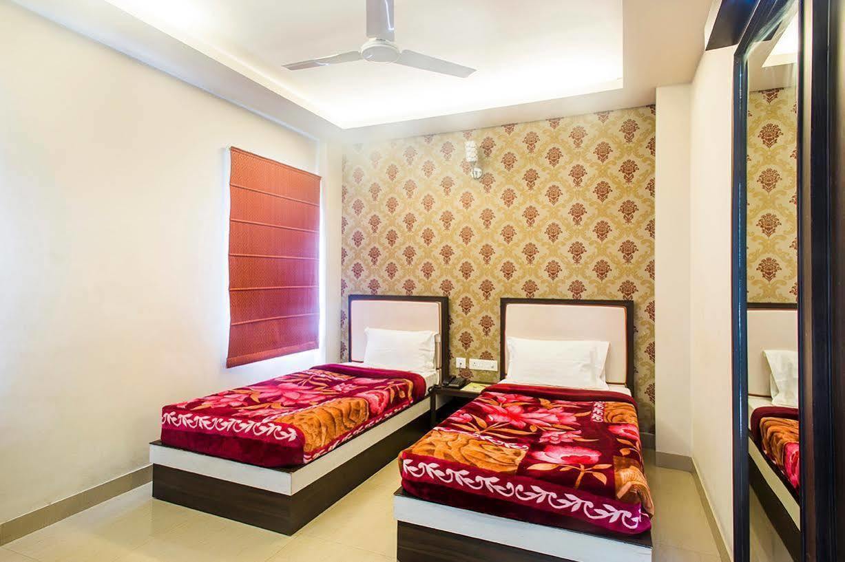Hotel Janki International By Keymagics Varanasi Ngoại thất bức ảnh