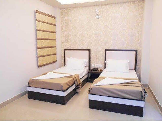 Hotel Janki International By Keymagics Varanasi Ngoại thất bức ảnh