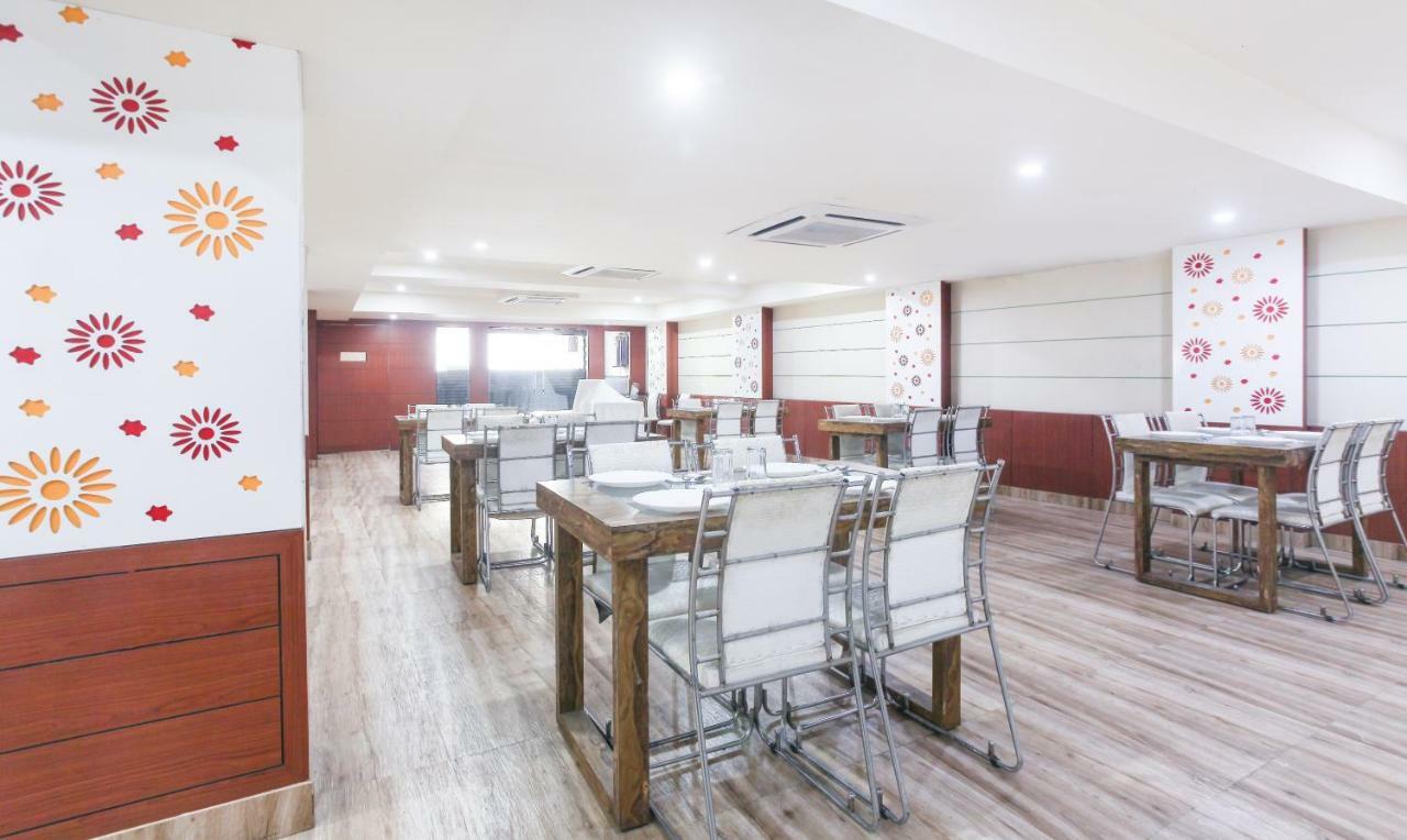 Hotel Janki International By Keymagics Varanasi Ngoại thất bức ảnh